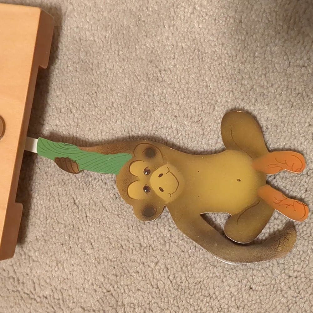Wooden wall clock - Picture 2 of 4